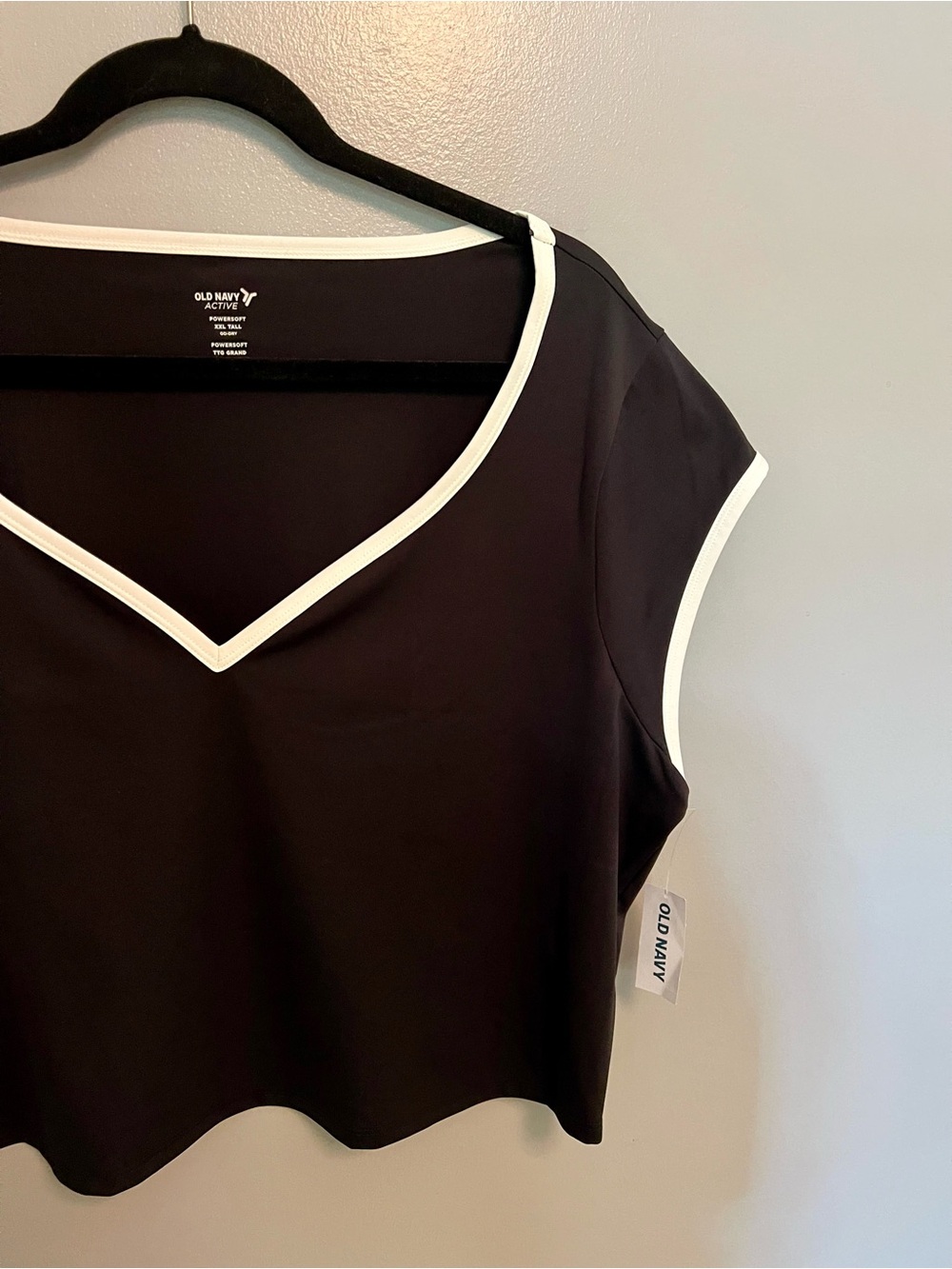 Workout Top - Picture 3 of 5